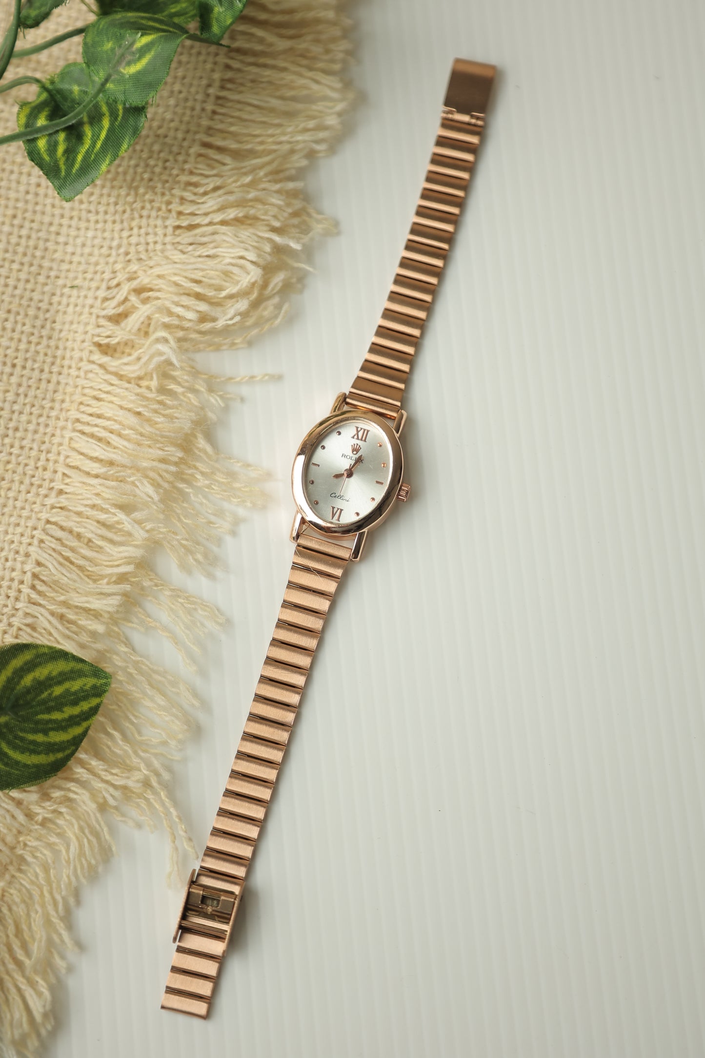 Rolex Oval Rose