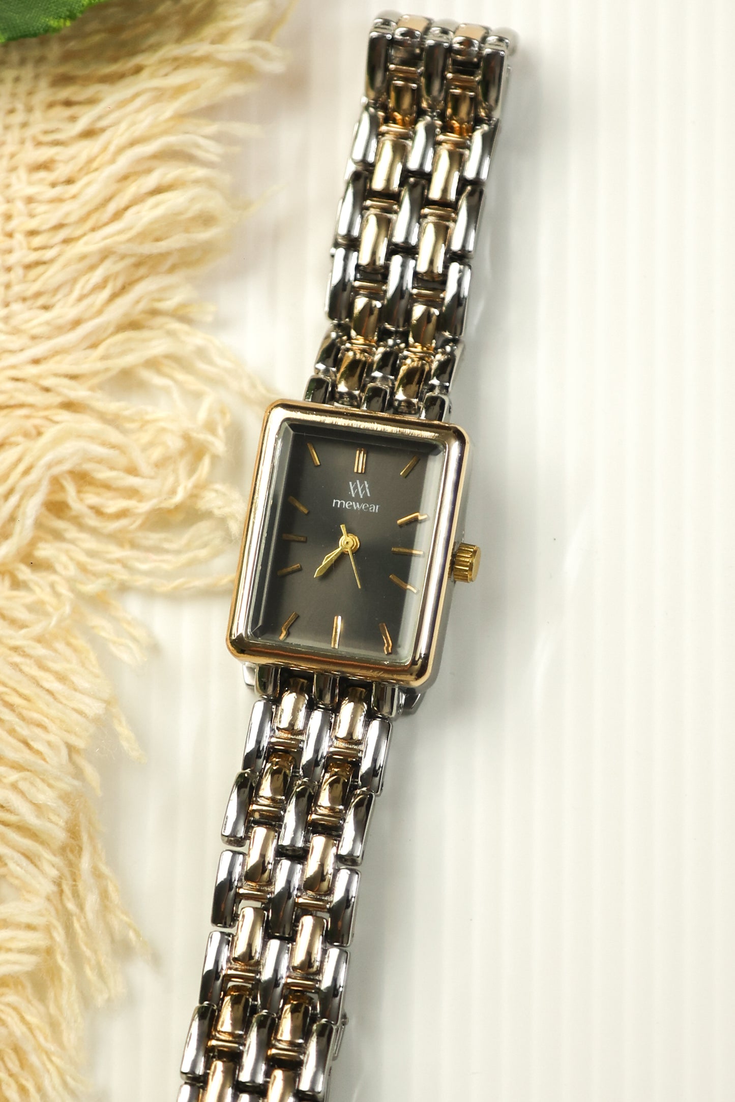 MW Square Black Dial