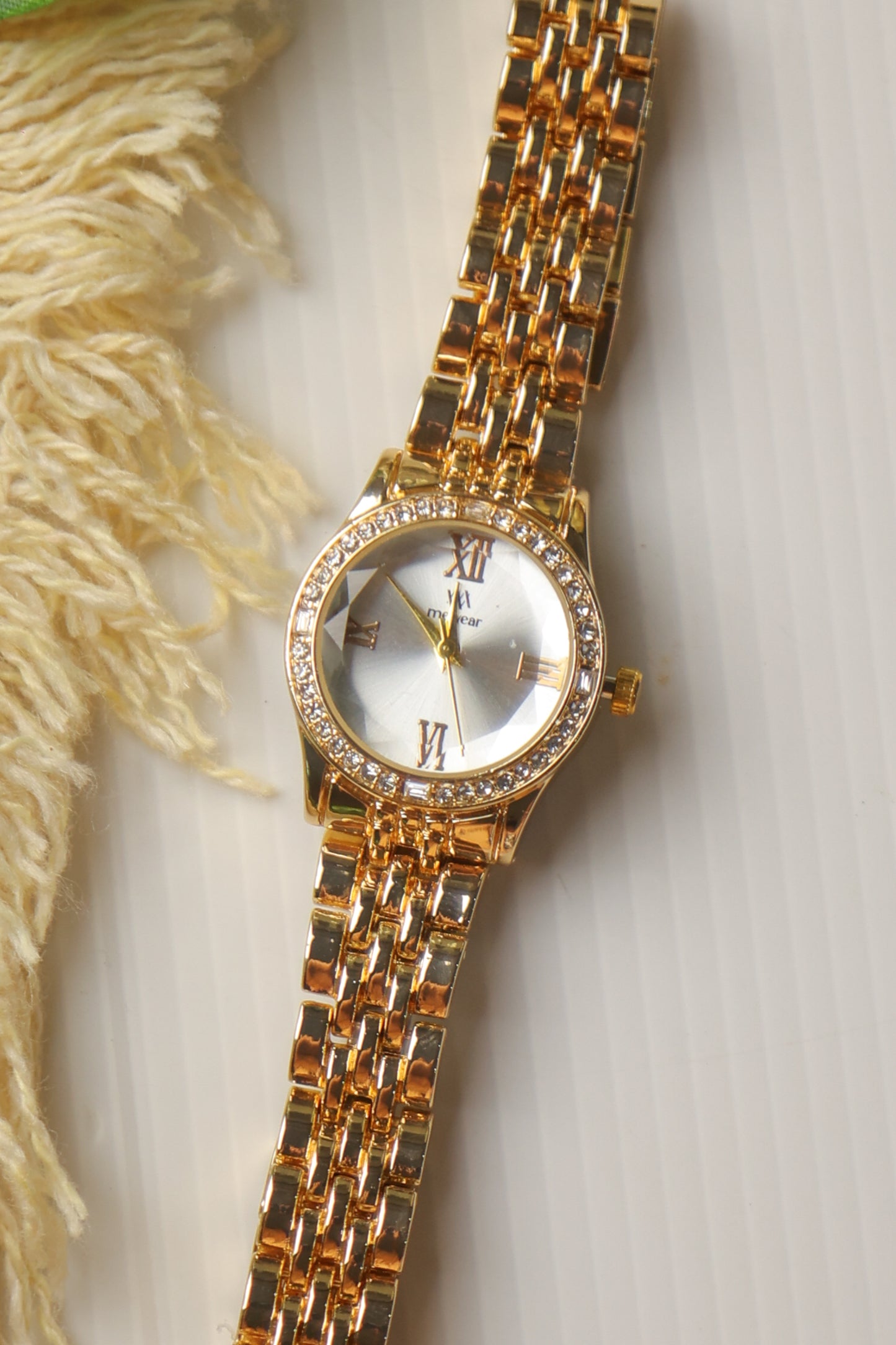 MW Round Gold
