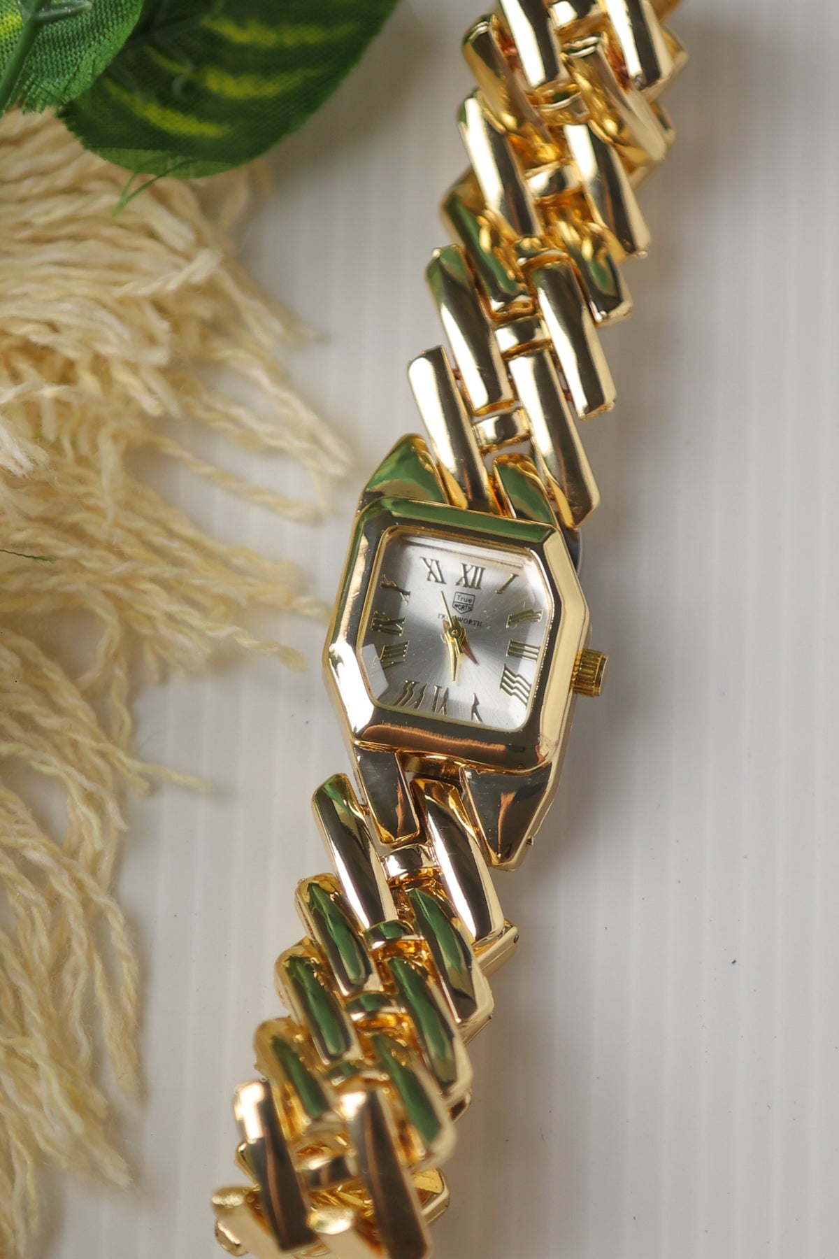 TW Hexa Gold