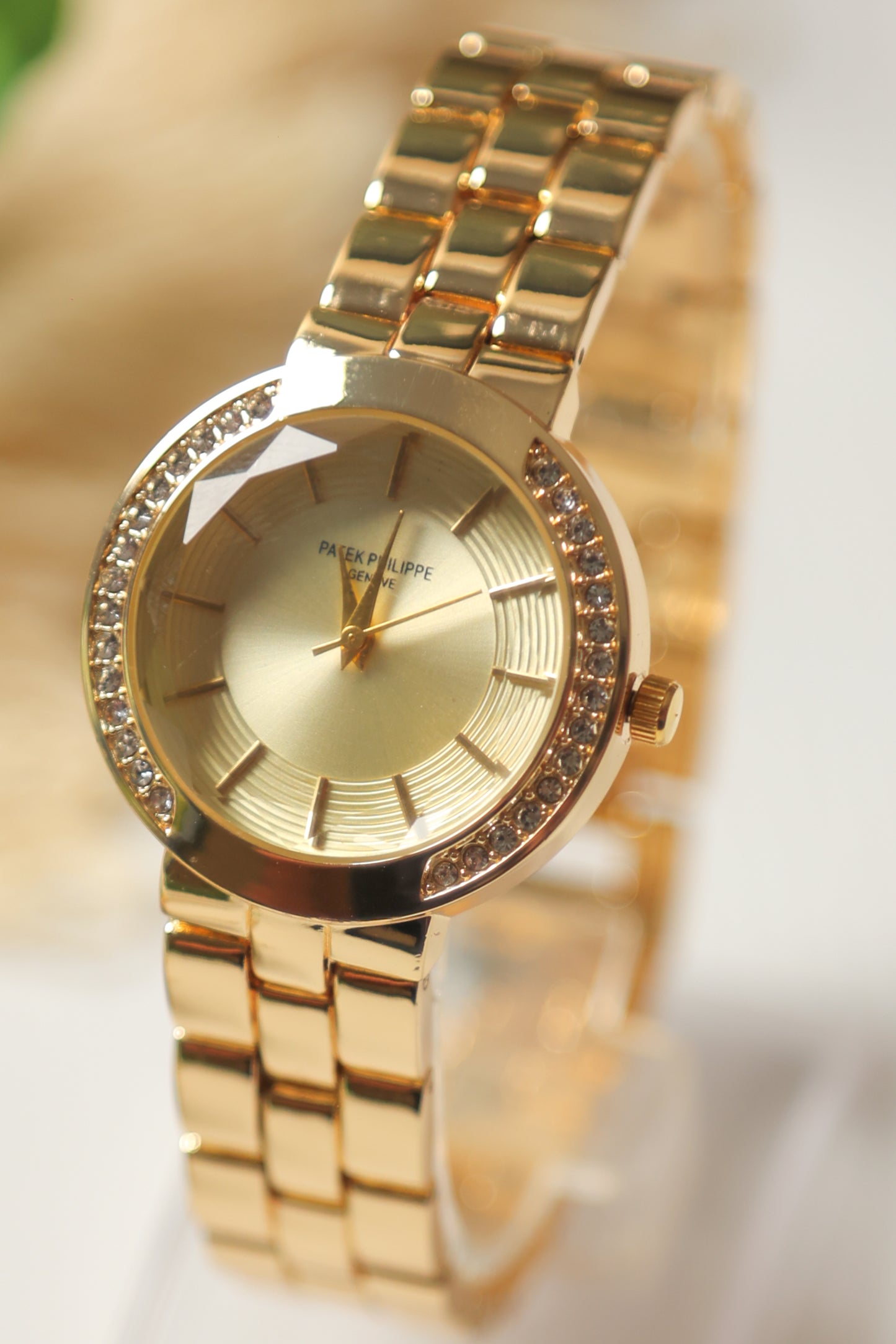 Patek Philippe Gold Round