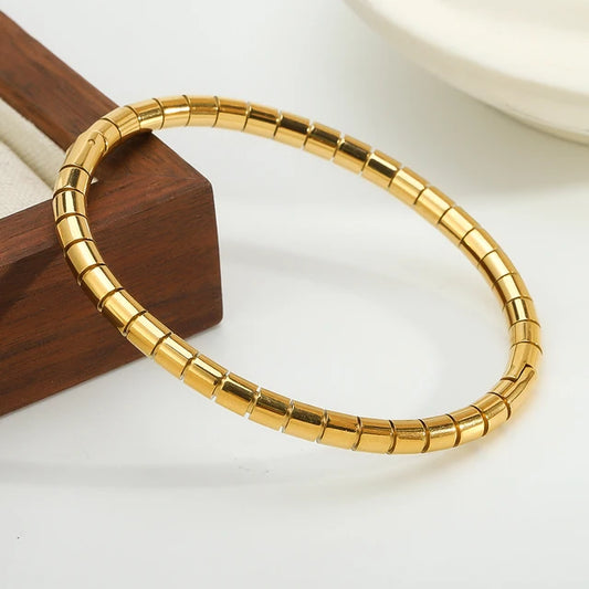 Elegance Bangle 18k