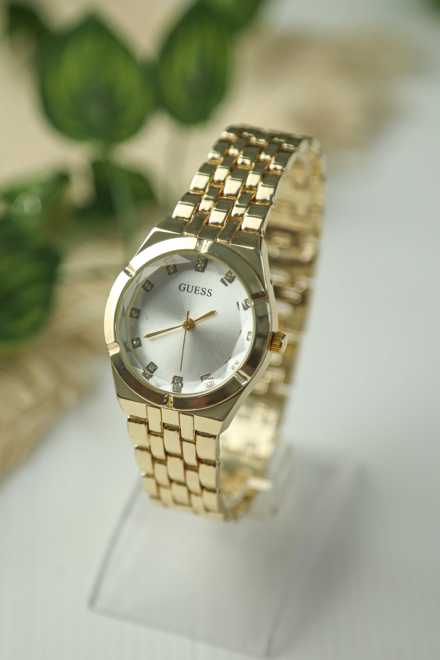 Guess Premium Gold
