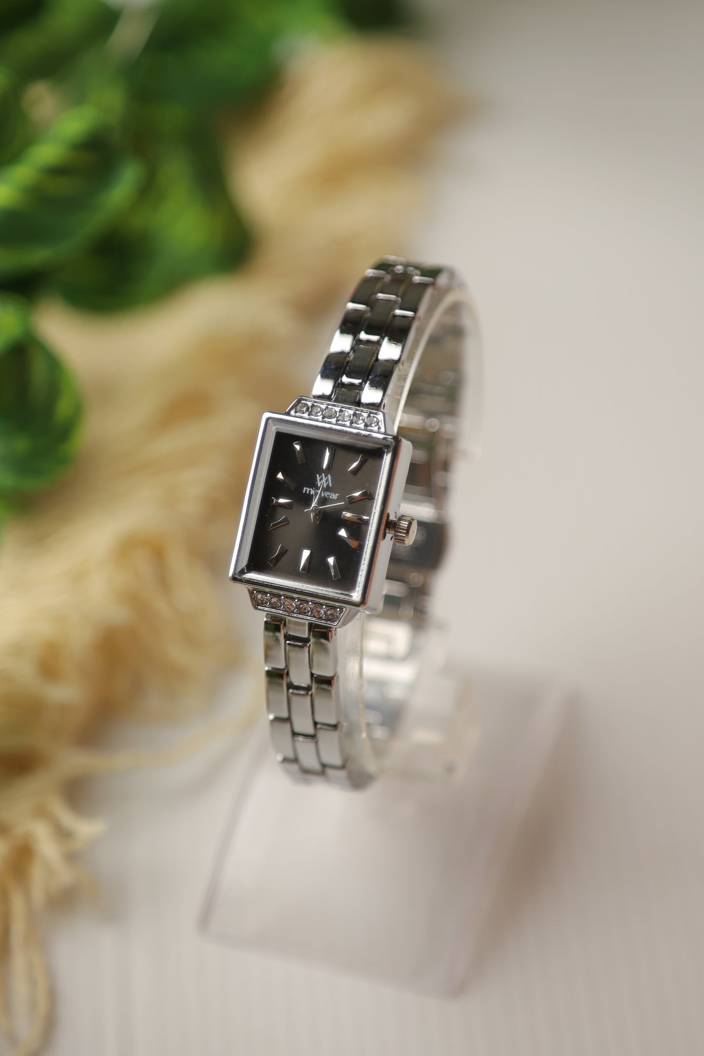 MW Square Silver Black