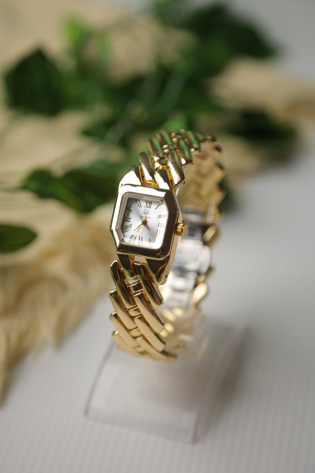 TW Hexa Gold