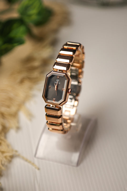 MW Eloite Black Dial