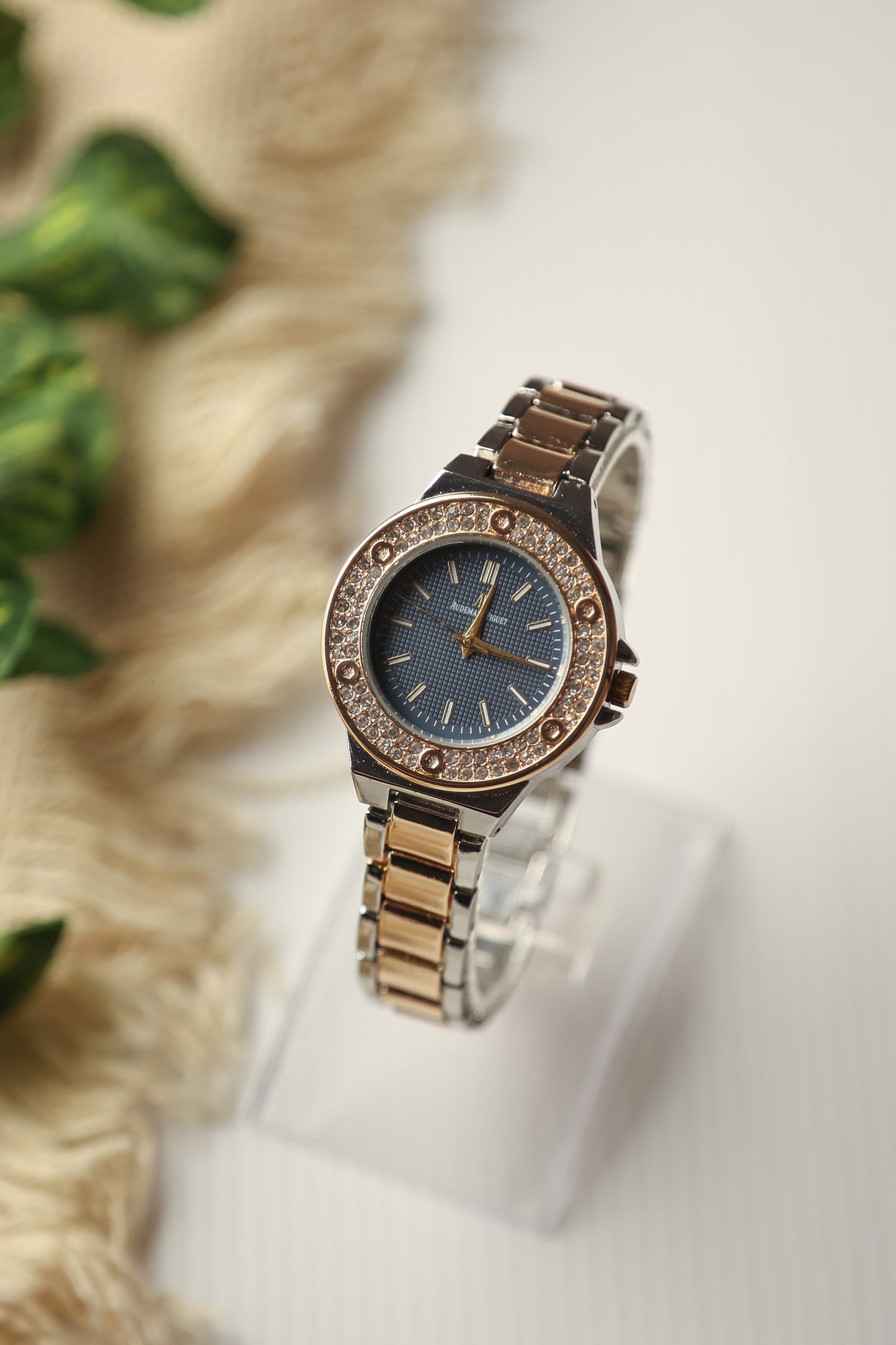 AP Round Stoned Blue
