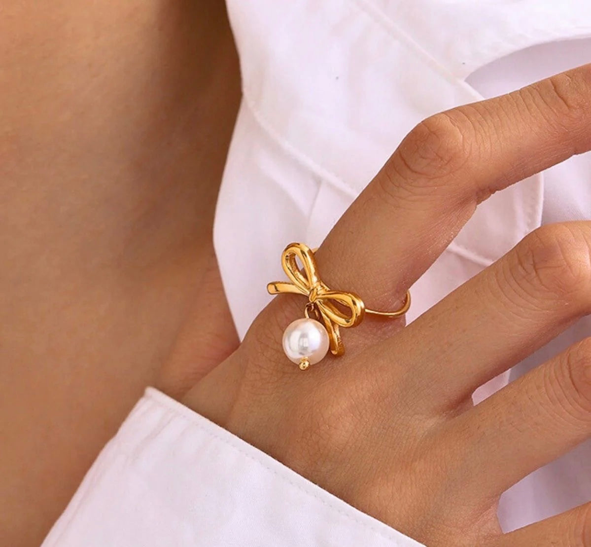 Pearl Bow Adjustable Ring