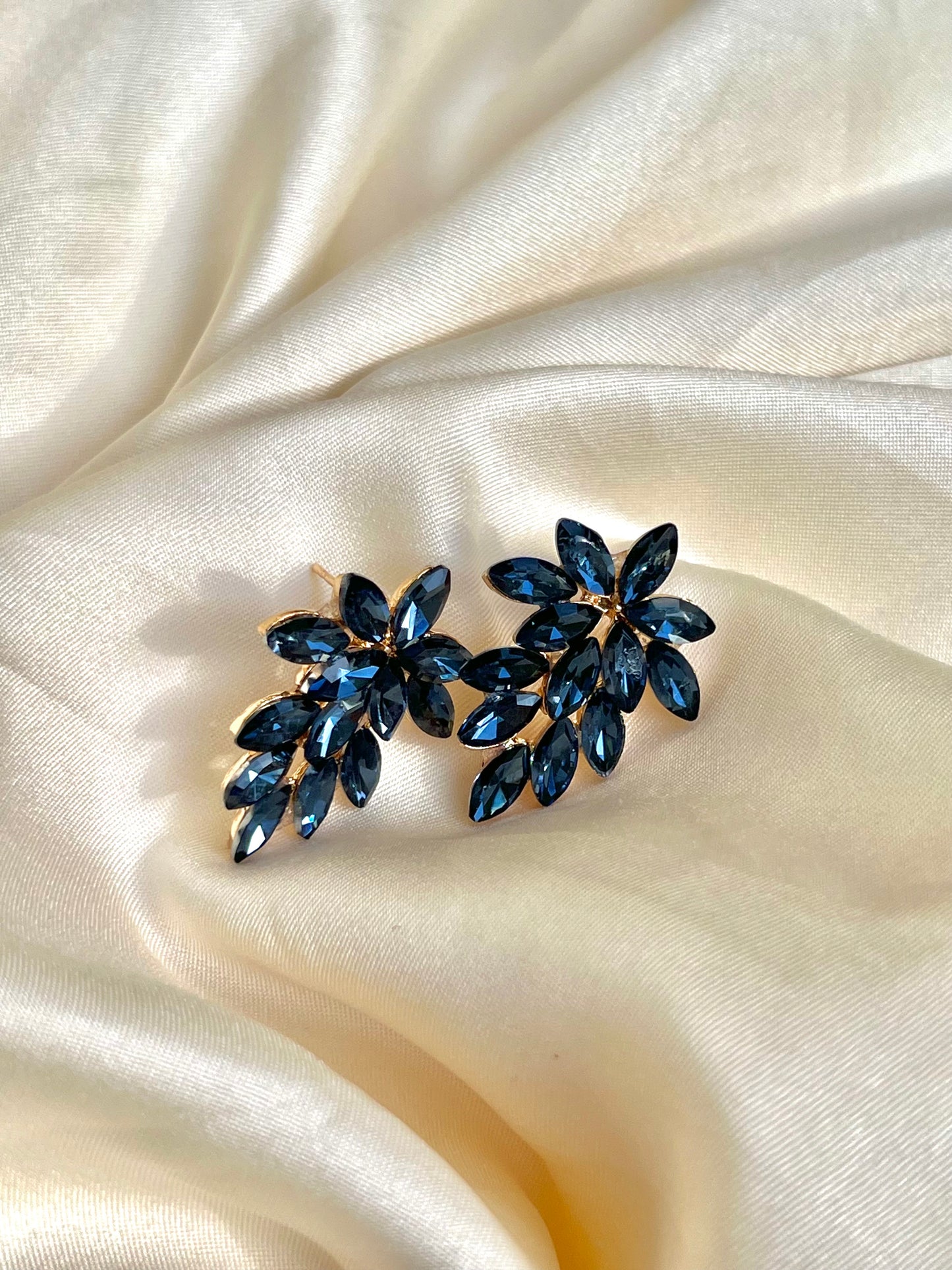 Blue Diamond Stones Earrings