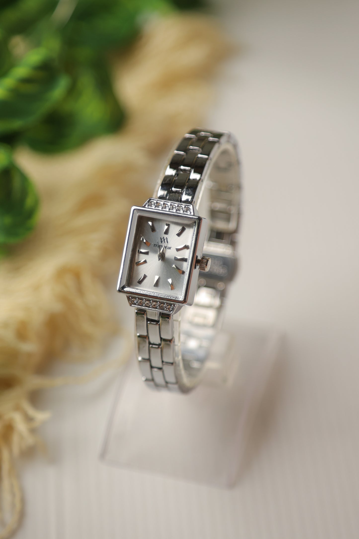 MW Square Silver