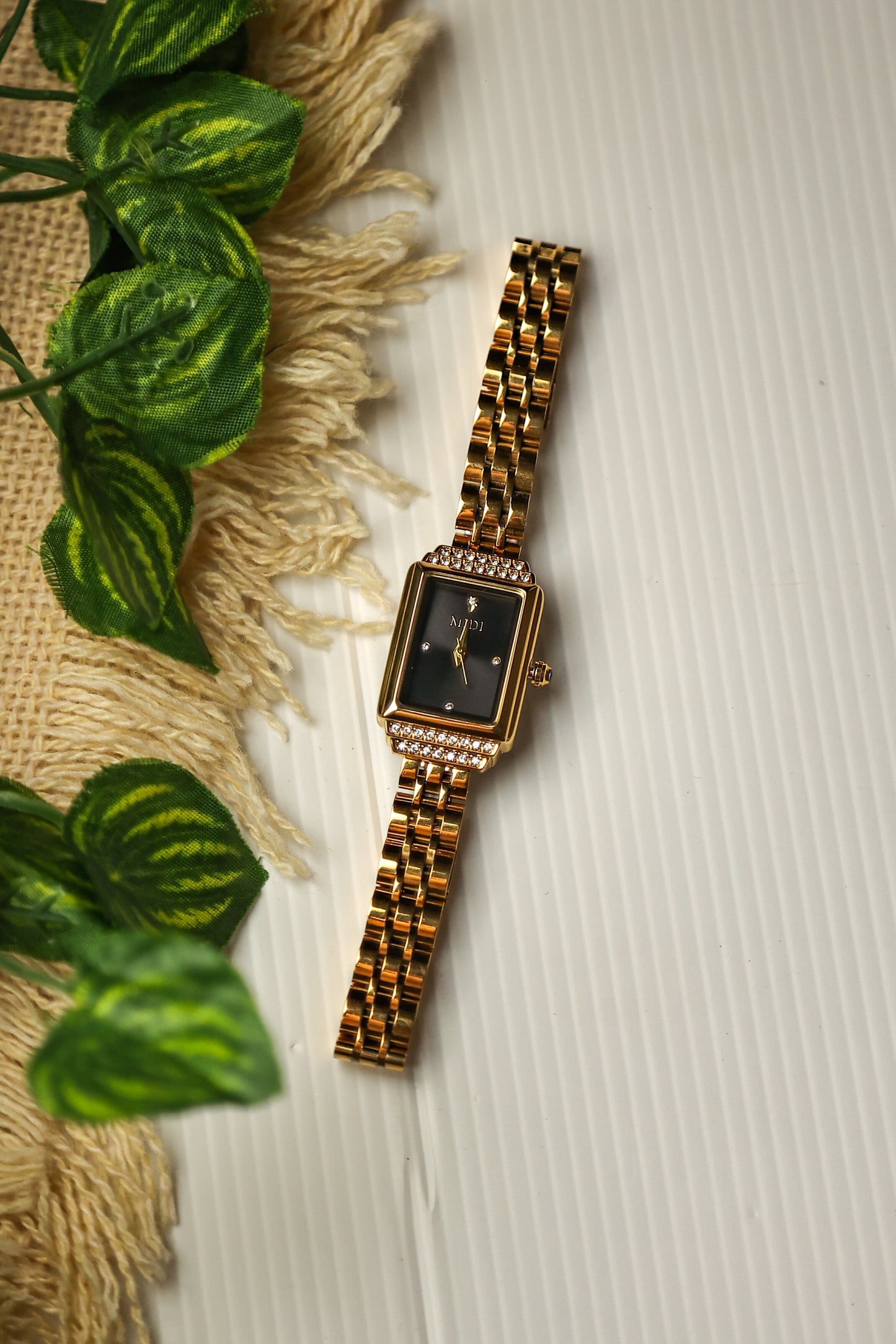 MIDI Mini Black Dial