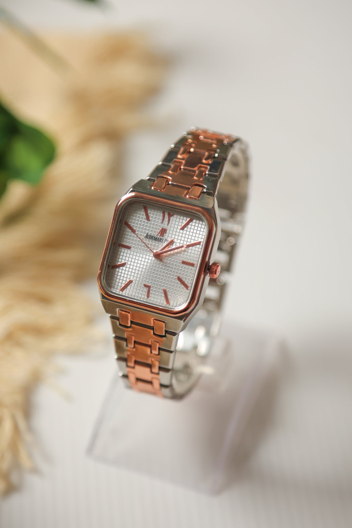 AP Roman Rose Twotone