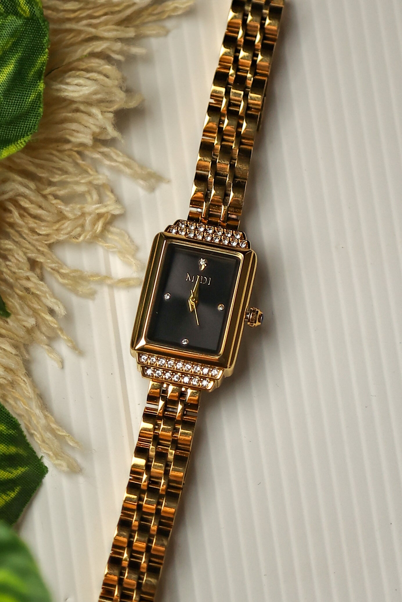 MIDI Mini Black Dial