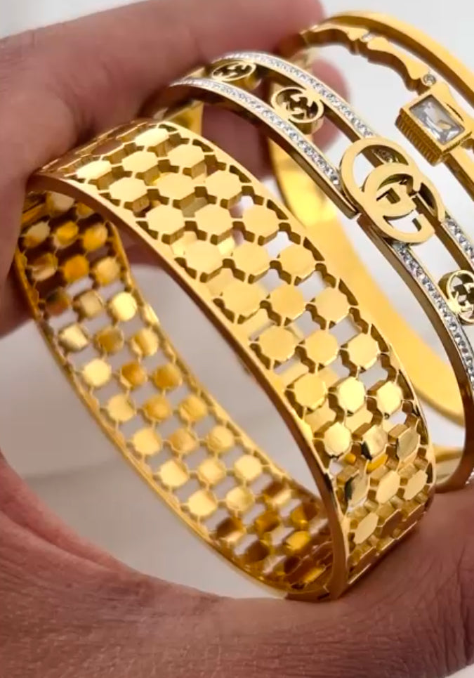 Grate Bangle