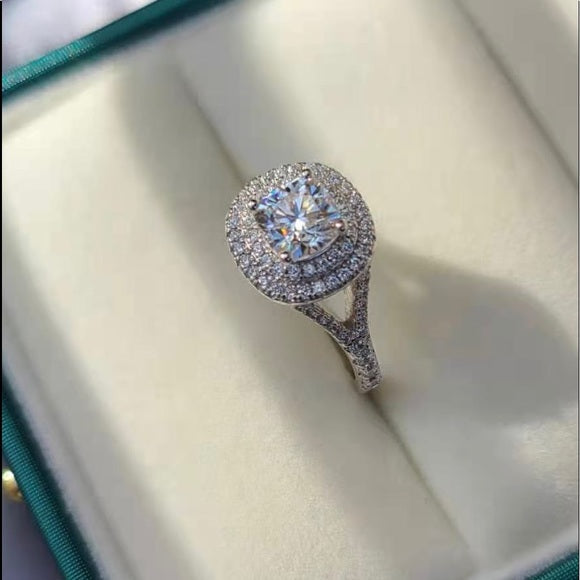 Moissanite Ring (Adjustable)