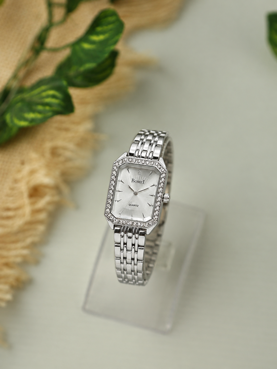 Bomi Square Silver